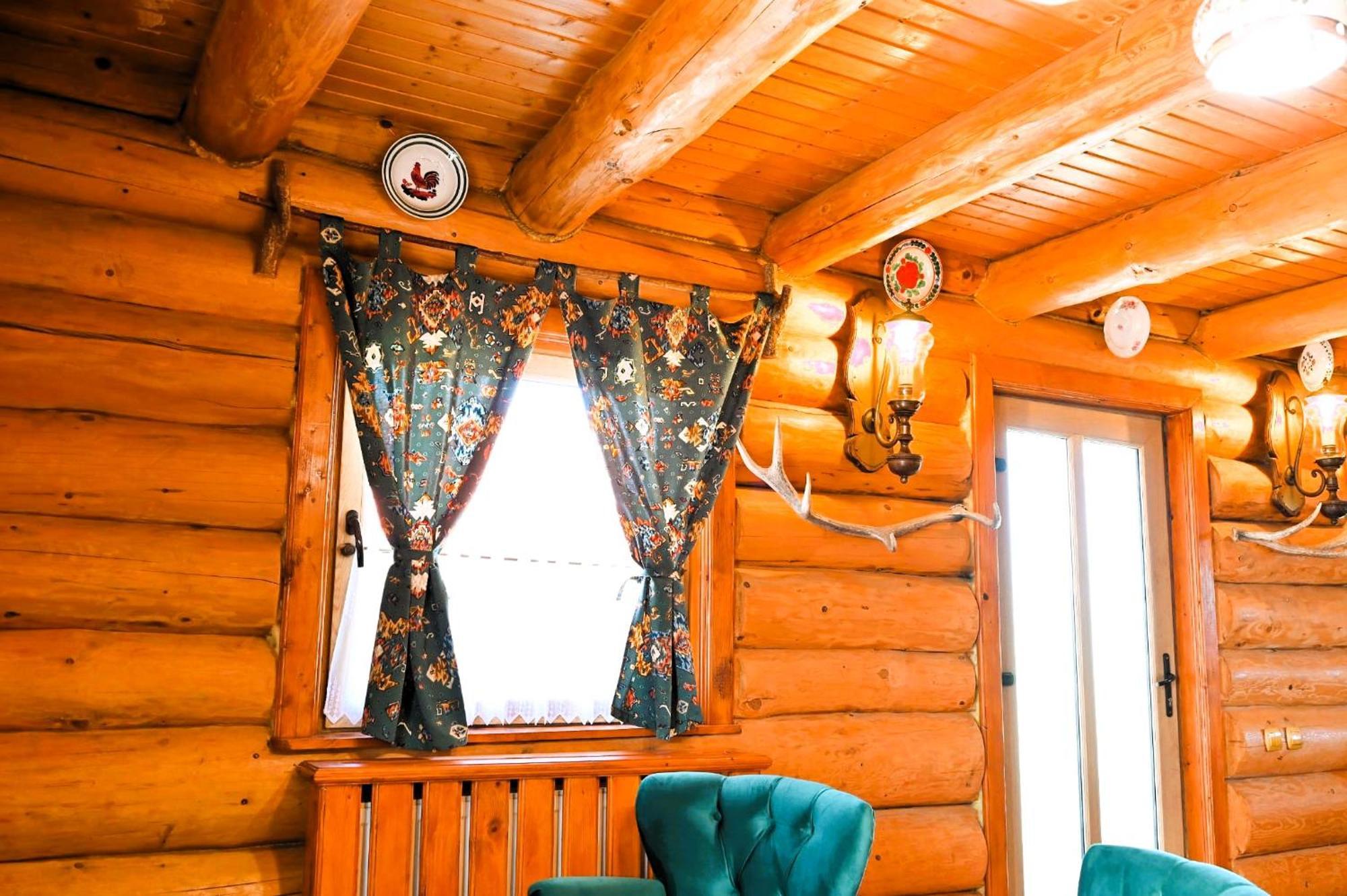 Casa De Lemn Villa Rîşnov Luaran gambar