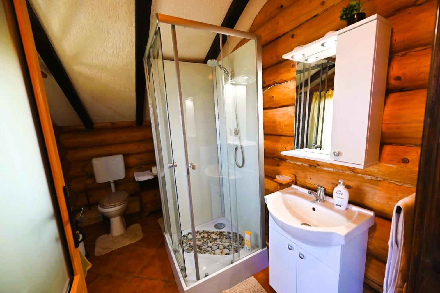 Casa De Lemn Villa Rîşnov Luaran gambar
